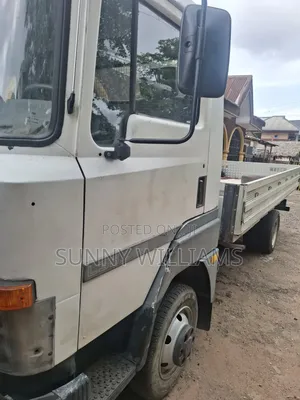 Nissan Truck 6 Tyre's