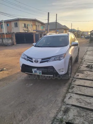 Toyota RAV4 2015 White