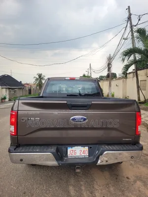 Ford F-150 XLT 4dr SuperCrew 4WD 6.5 ft. SB (5.0L 8cyl 6A) 2015 Brown