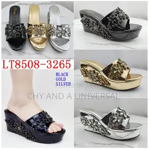 Beautiful Wedge With Flower Design