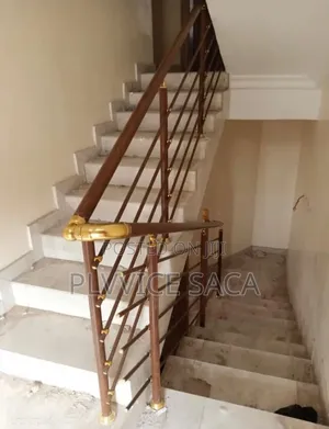 Aluminum Handrail Gold and Mahogany