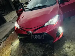 Toyota Corolla 2015 Red