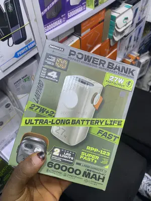 Remax Super Fast Charging Powerbank White - RPP 123 - 60000mah
