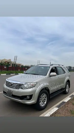 Toyota 4-Runner 2014 Gray