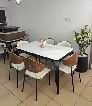 Dinning Table With 6 Chairs