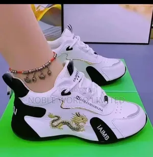 High Quality Female Sneakers Anyi 7h