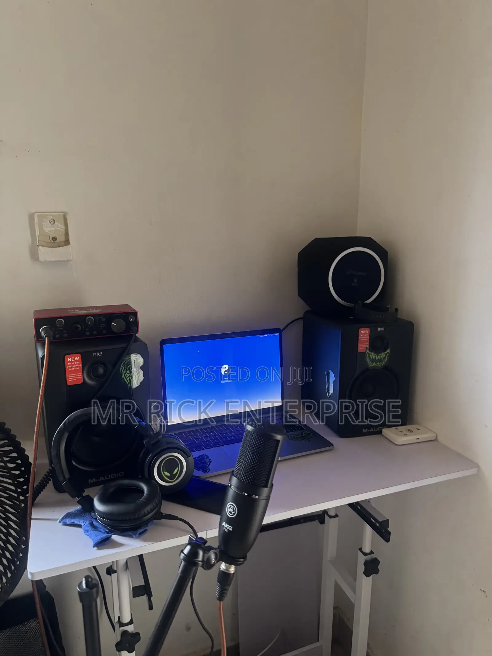 Professional Mobile Recording Studio
