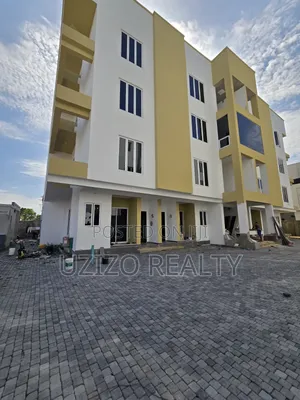 3bdrm Townhouse/Terrace in Lekki Phase 1 for sale