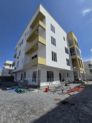 2bdrm Apartment in Lekki Phase 1 for sale