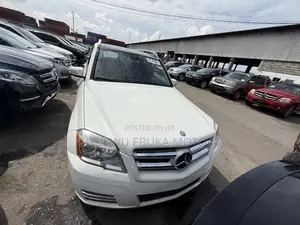 Mercedes-Benz GLK-Class 350 4MATIC 2010 White