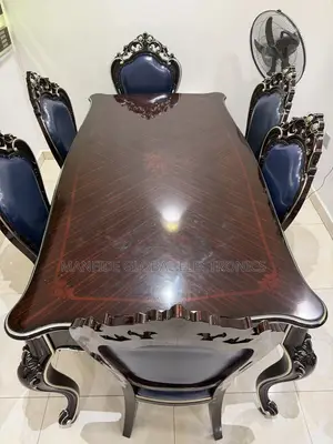 Neatly Used 6 Seater Dining Set for Sale.