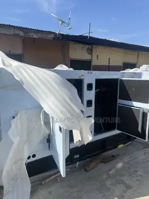 Sp-350kva Perkins Diesel Soundproof Generator {Uk 100% Copper Coil}