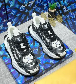 Luxury Louis Vuitton Canvas