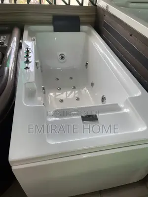 Executive Single Master Jacuzzi With Water Falling