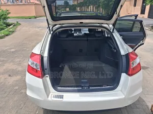 Honda Crosstour 3.5 AWD 2012 White