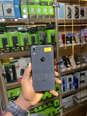Apple iPhone XR 64 GB Black