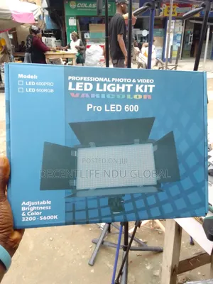 Led Pro 600 Light+ Stand