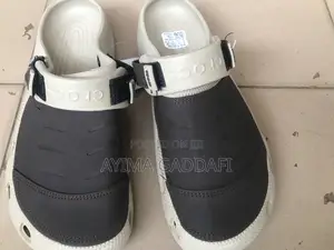 Nice Quality Crocks