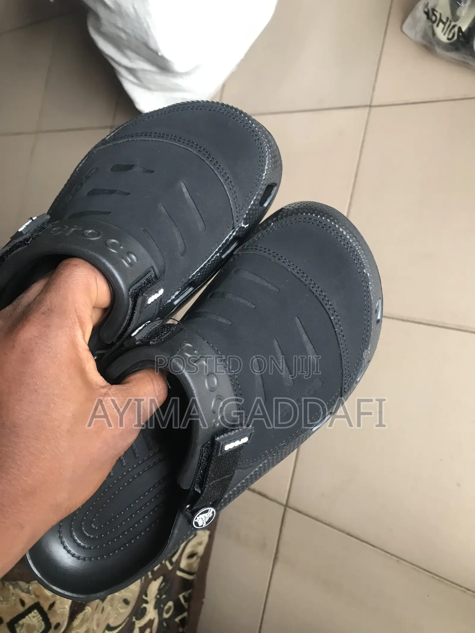 Nice Quality Crocks