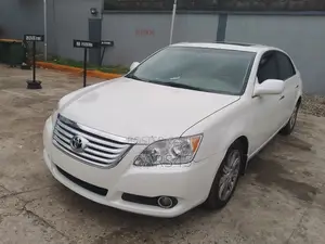 Toyota Avalon 2008 White