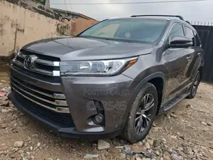 Toyota Highlander 2016 Gray
