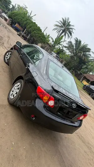 Toyota Corolla 2009 Black