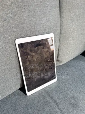 Apple iPad Pro 10.5 (2017) 64 GB Gray