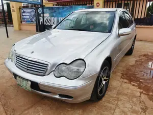 Mercedes-Benz C200 2003 Silver