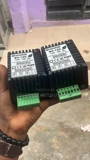 Datakom Battery Charger