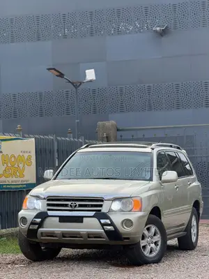 Toyota Highlander 2004 Silver