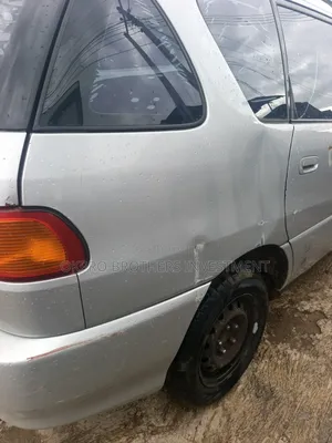 Toyota Picnic 2.0 FWD 1999 Silver
