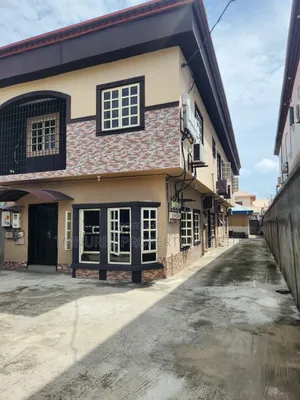 Studio Apartment in Chevron for rent