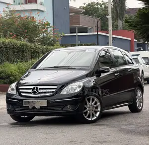Mercedes-Benz B-Class B200 Petrol 2011 Black