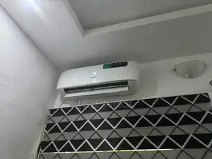 Three Weeks Old 1hp Hisense Non-Inverter Ac