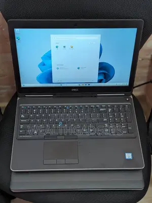 Laptop Dell Precision 7510 16GB Intel Core i7 SSD 256GB