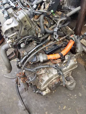 Toyota Sienna 2021-2024 Hybrid 4-Cylinder Engine and Gearbox