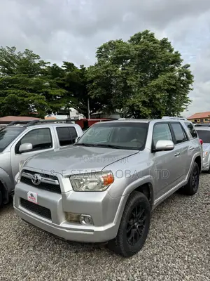 Toyota 4-Runner 2010 Silver