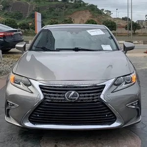 Lexus ES 2017 Gray