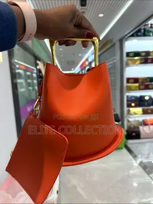Luxury Dafengli Bag With Extra Purse Available in Colour Displayed