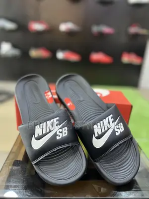 Nike Sb Slides (Black)