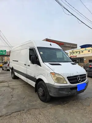 Mercedes-Benz Sprinter 2012 White