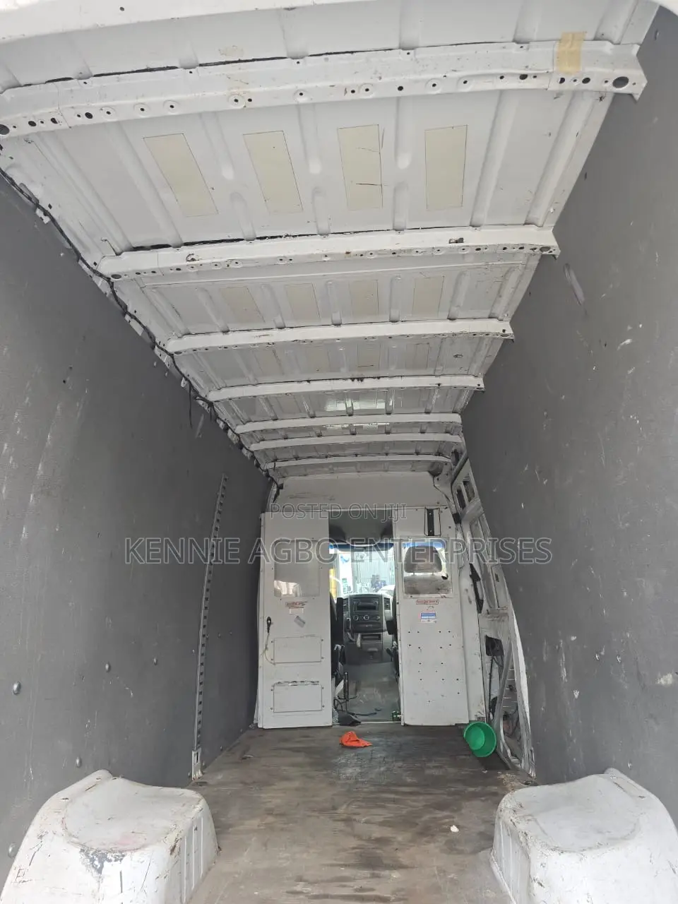 Mercedes-Benz Sprinter 2012 White