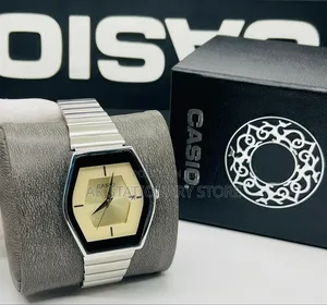Chain Casio Analog Wristwatch With Box