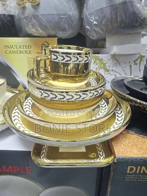 32 Pieces Luxury Porcelain Dinner Set