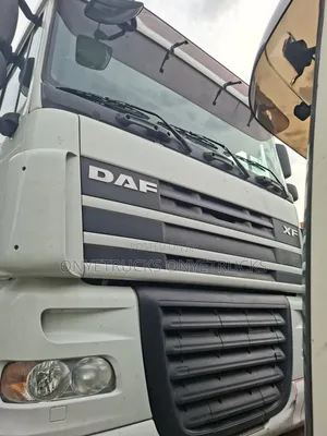 New Arrival Clean Sound Euro 5 Daf Six Tyres Head Truck Manual Trans