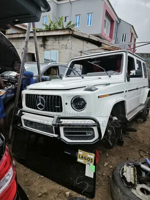 G63 2022 Windscreen Glass Available Installed at Chimatex