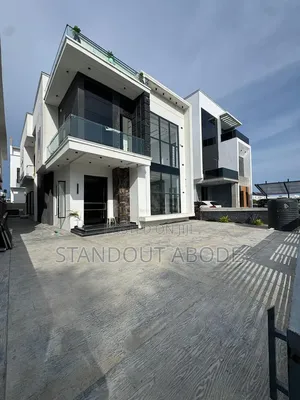5bdrm Duplex in In An Estate, Ikota for sale