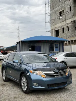 Toyota Venza LE 2010 Blue