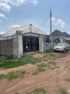 Furnished 2bdrm Block of Flats in For Sale 4 Unit Of 2, Olorunda-Osun