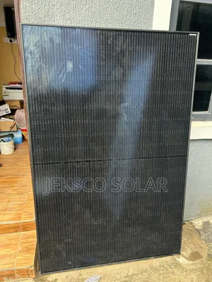 405w Halfcut Solar Panel, Black Face Brand New.